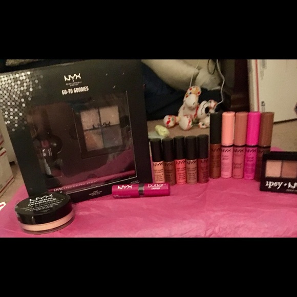 NYX Other - large collection of NYX make up